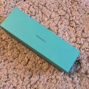 Tiffany & Co gift box